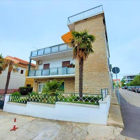 Apartment Big Lasan Vodice Esterno foto