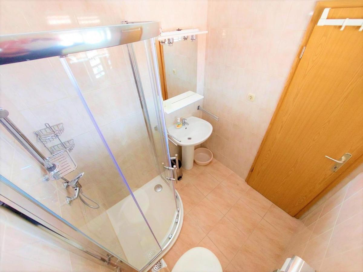 Apartment Big Lasan Vodice Esterno foto