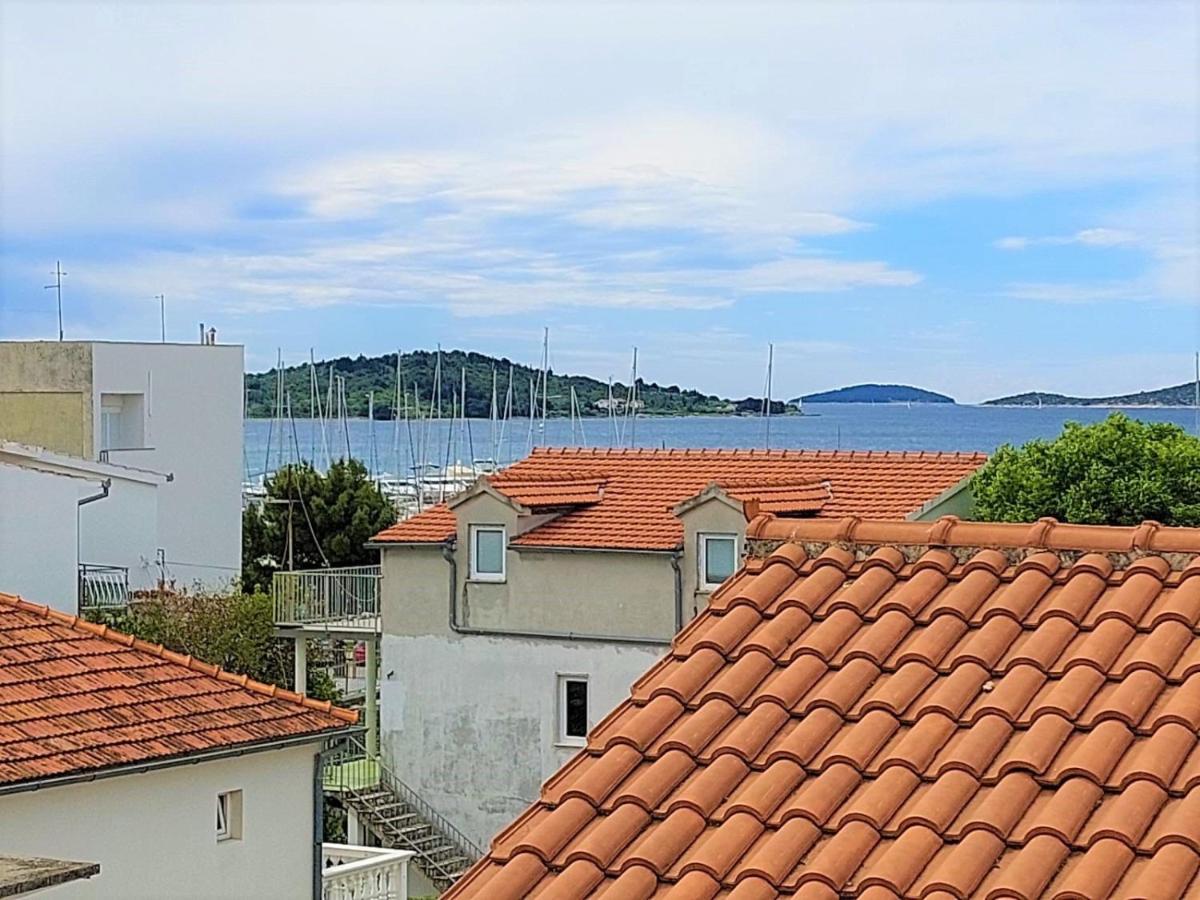 Apartment Big Lasan Vodice Esterno foto