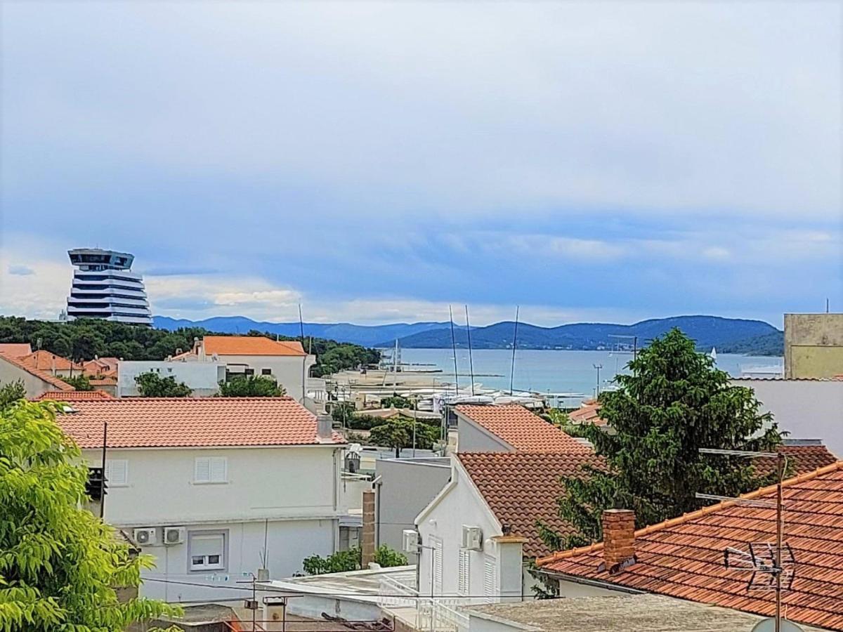 Apartment Big Lasan Vodice Esterno foto