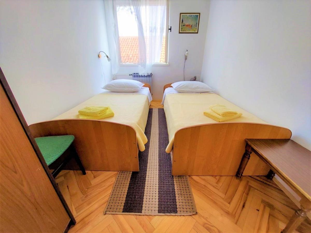 Apartment Big Lasan Vodice Esterno foto