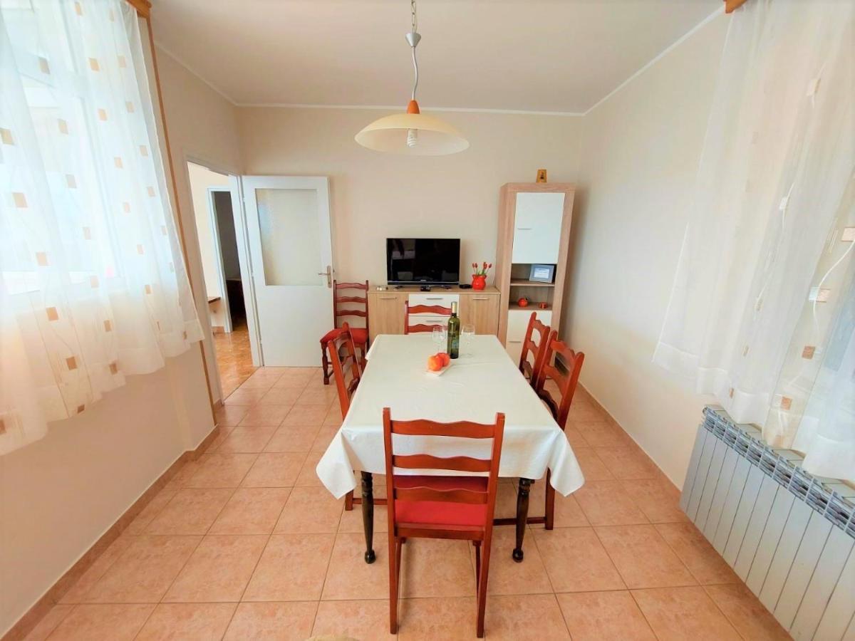 Apartment Big Lasan Vodice Esterno foto
