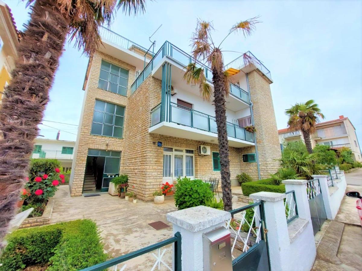 Apartment Big Lasan Vodice Esterno foto