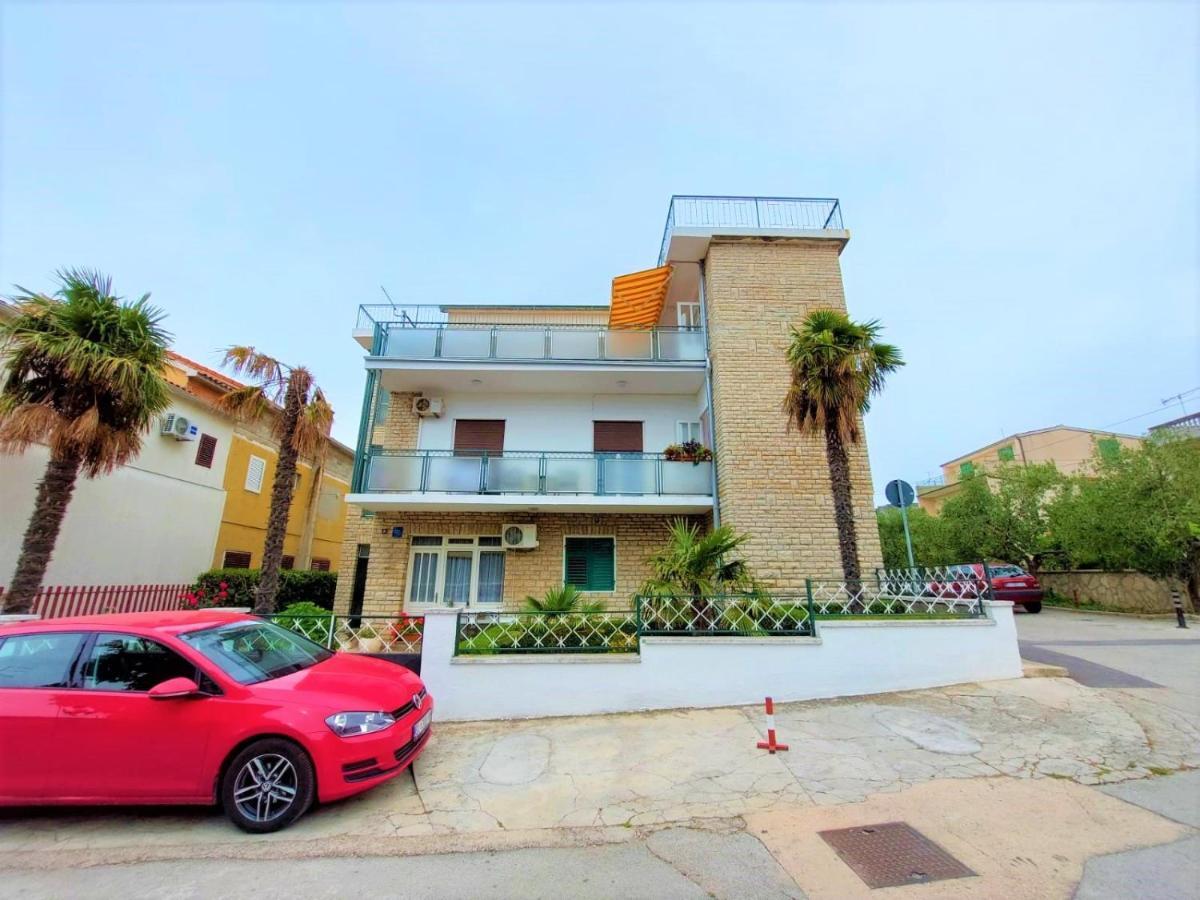 Apartment Big Lasan Vodice Esterno foto